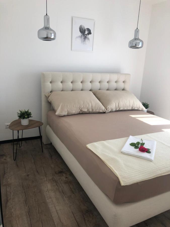 Vila Vita Novi Vinodolski Exteriör bild