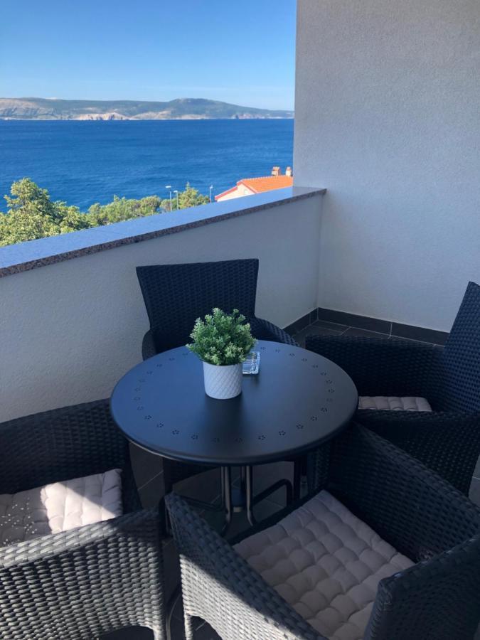 Vila Vita Novi Vinodolski Exteriör bild