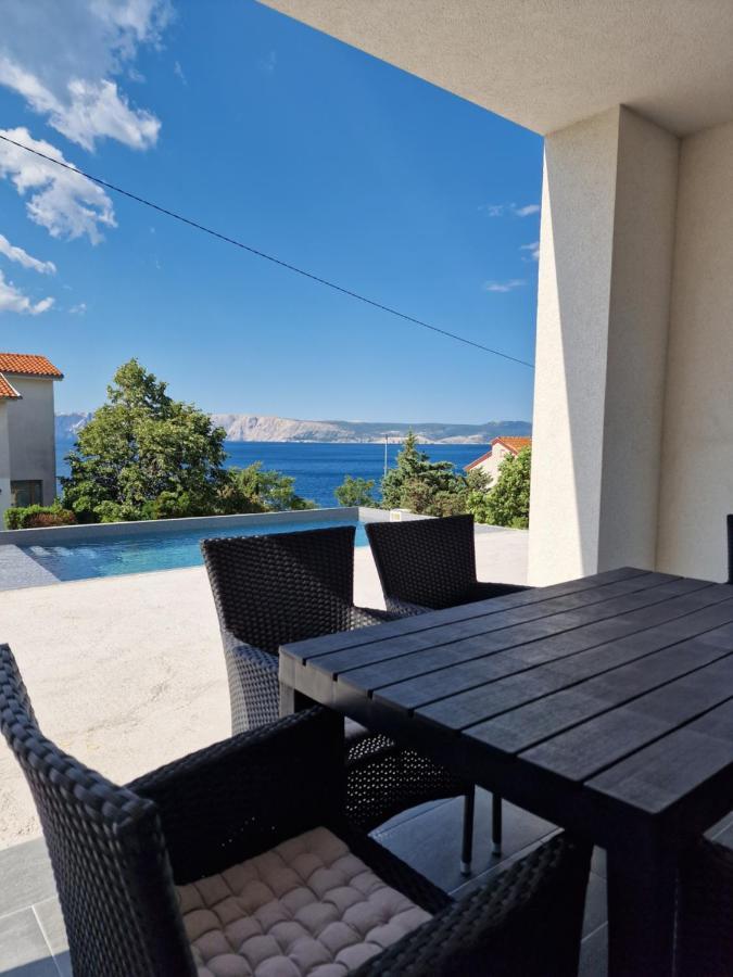 Vila Vita Novi Vinodolski Exteriör bild