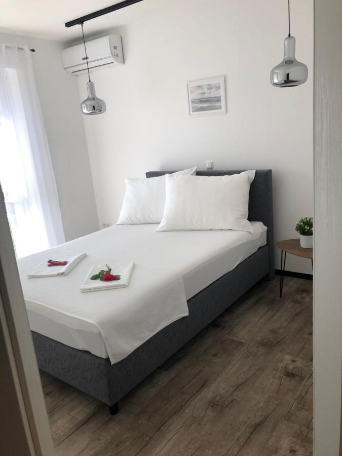 Vila Vita Novi Vinodolski Exteriör bild